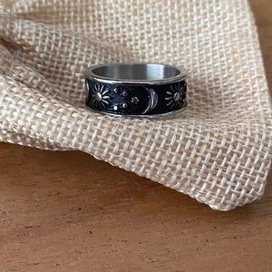 Celestial Unisex Black Stainless Steel Ring 🌙
